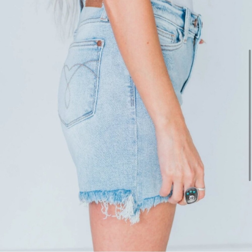 Judy Blue long cut off dad shorts